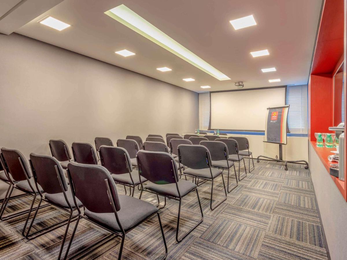 Aparthotel Adagio Alphaville Баруери Екстериор снимка